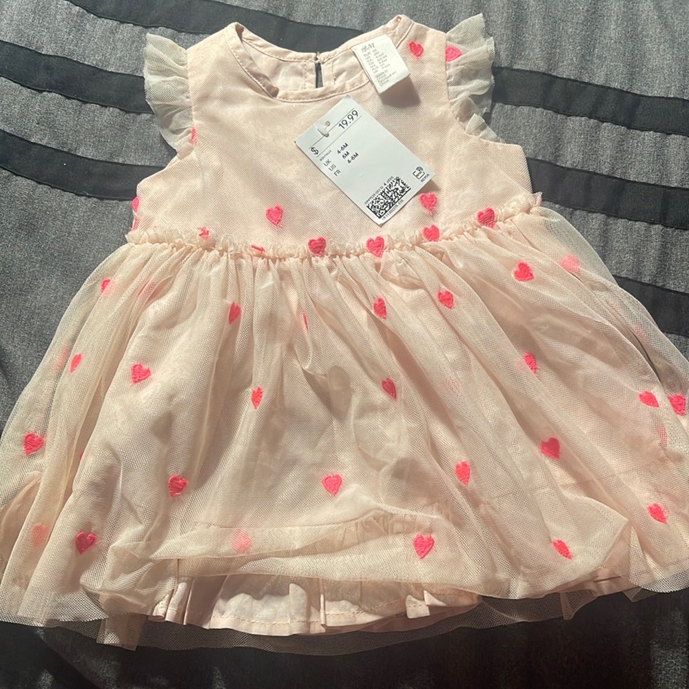 Brand new h&m dress 4-6 months